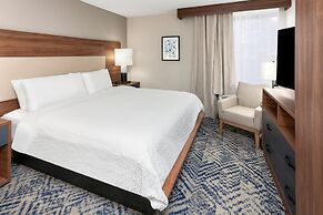 Candlewood Suites Columbus North by IHG