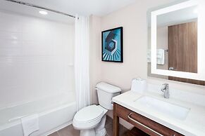 Candlewood Suites Columbus North by IHG