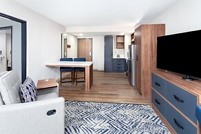 Candlewood Suites Columbus North by IHG