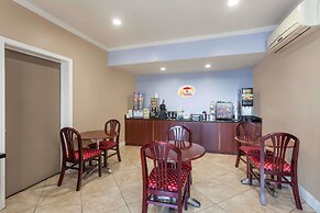 Super 8 by Wyndham El Cajon/San Diego