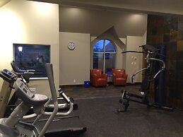 Best Western Plus Emerald Isle Hotel