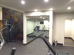 Best Western Plus Emerald Isle Hotel