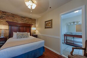 Hotel St. Pierre®, a French Quarter Inns® Hotel