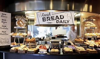 Hotel Pullman Madrid Airport & Feria