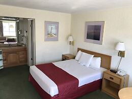 Travelodge by Wyndham Mackinaw City