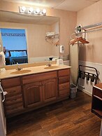 Travelodge by Wyndham Mackinaw City