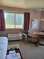Travelodge by Wyndham Mackinaw City