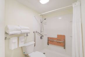 Quality Inn & Suites Conference Center Statesboro Historic District