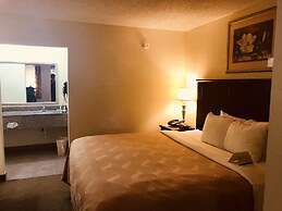 Quality Inn & Suites Conference Center Statesboro Historic District