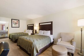 Quality Inn & Suites Conference Center Statesboro Historic District