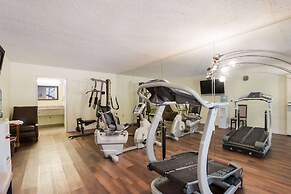 Quality Inn & Suites Conference Center Statesboro Historic District