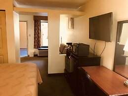 Quality Inn & Suites Conference Center Statesboro Historic District