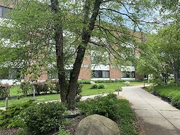 Clarion Hotel Conference Center on Lake Erie