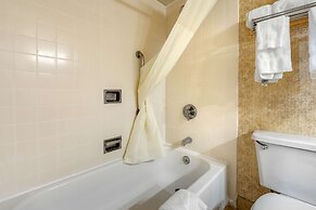 Clarion Hotel Conference Center on Lake Erie