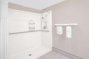 Days Inn by Wyndham Hillsdale