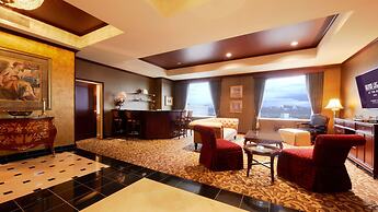 Silver Legacy Resort  Casino at THE ROW