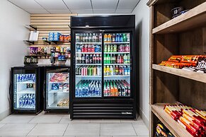 Holiday Inn Express Flint-Campus Area by IHG