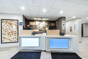 Holiday Inn Express Flint-Campus Area by IHG