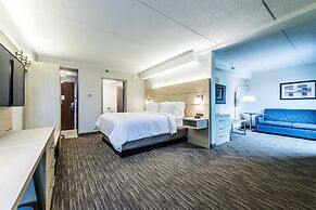 Holiday Inn Express Flint-Campus Area by IHG