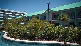 Beachside Hotel & Suites