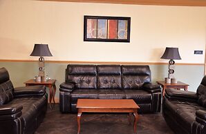 Columbus Grand Hotel & Banquet Center