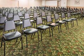 Columbus Grand Hotel & Banquet Center