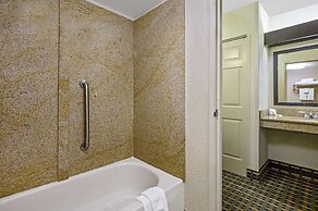 La Quinta Inn by Wyndham Columbia SE / Fort Jackson