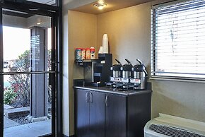 Red Roof Inn Detroit - Royal Oak/ Madison Heights
