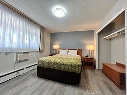Econo Lodge Motel Village
