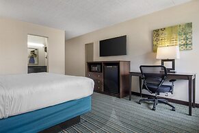 Best Western Woodhaven Inn