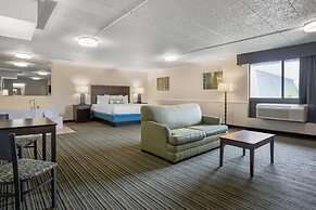 Best Western Woodhaven Inn