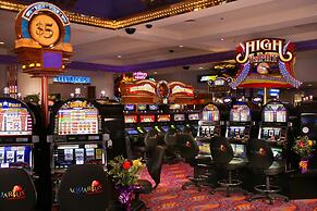 The Aquarius Casino Resort, BW Premier Collection