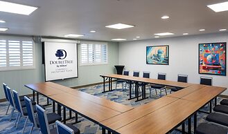 Doubletree by Hilton Campbell - Pruneyard Plaza