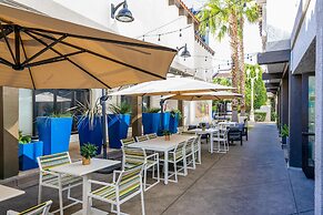 Doubletree by Hilton Campbell - Pruneyard Plaza