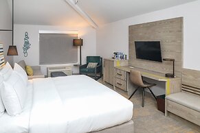 Doubletree by Hilton Campbell - Pruneyard Plaza