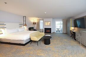 Doubletree by Hilton Campbell - Pruneyard Plaza