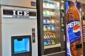 Comfort Inn & Suites Vancouver Downtown City Center