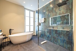 Hôtel Apollinaire Nice