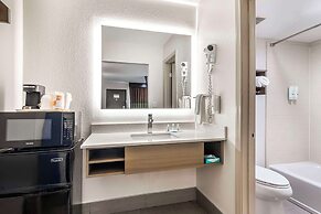 Quality Inn & Suites Athens University Area