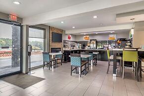 Quality Inn & Suites Athens University Area