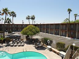Quality Inn & Suites Phoenix NW - Sun City