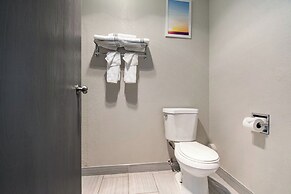 Days Inn & Suites by Wyndham Mt Pleasant
