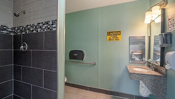 Days Inn & Suites by Wyndham Mt Pleasant