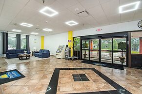 Days Inn & Suites by Wyndham Mt Pleasant