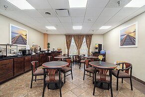 Days Inn & Suites by Wyndham Mt Pleasant