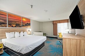 Days Inn & Suites by Wyndham Mt Pleasant