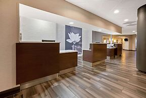La Quinta Inn & Suites by Wyndham Tacoma - Seattle
