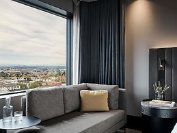 Pullman Melbourne on the Park