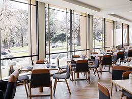Pullman Melbourne on the Park