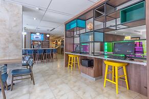 Holiday Inn Miami - International Airport by IHG